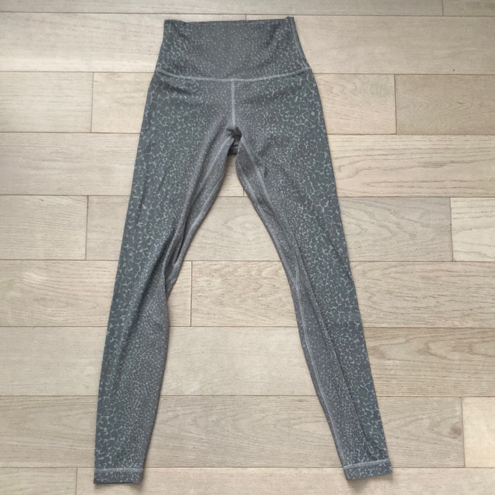 Lululemon Align pants 28” gray leopard print, size 4, lightly used